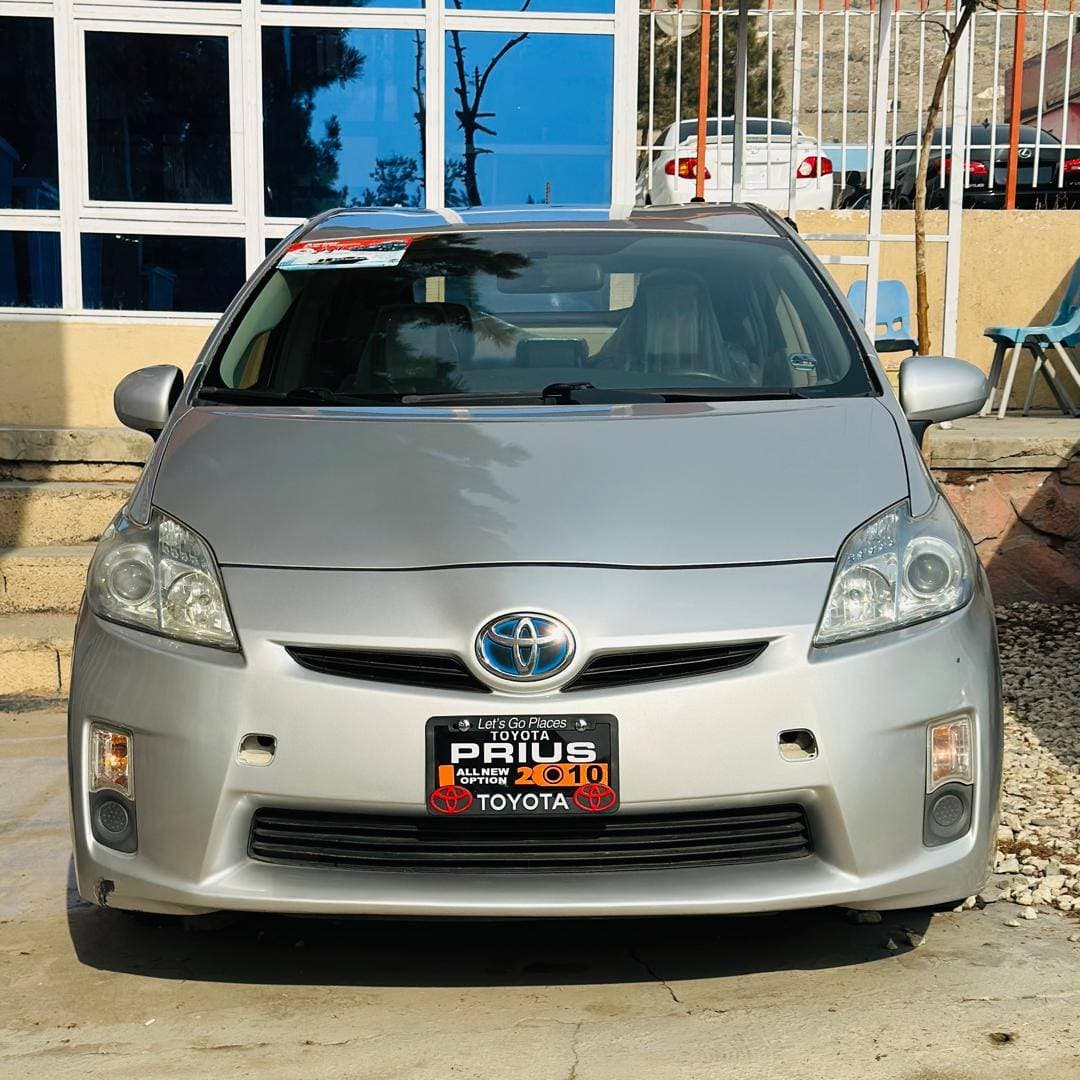 Toyota  Prius 2010