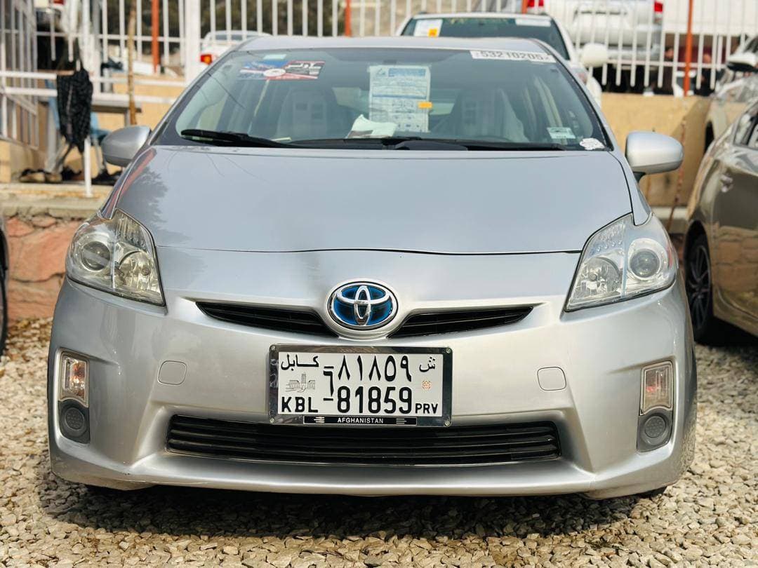Toyota  Prius 2011