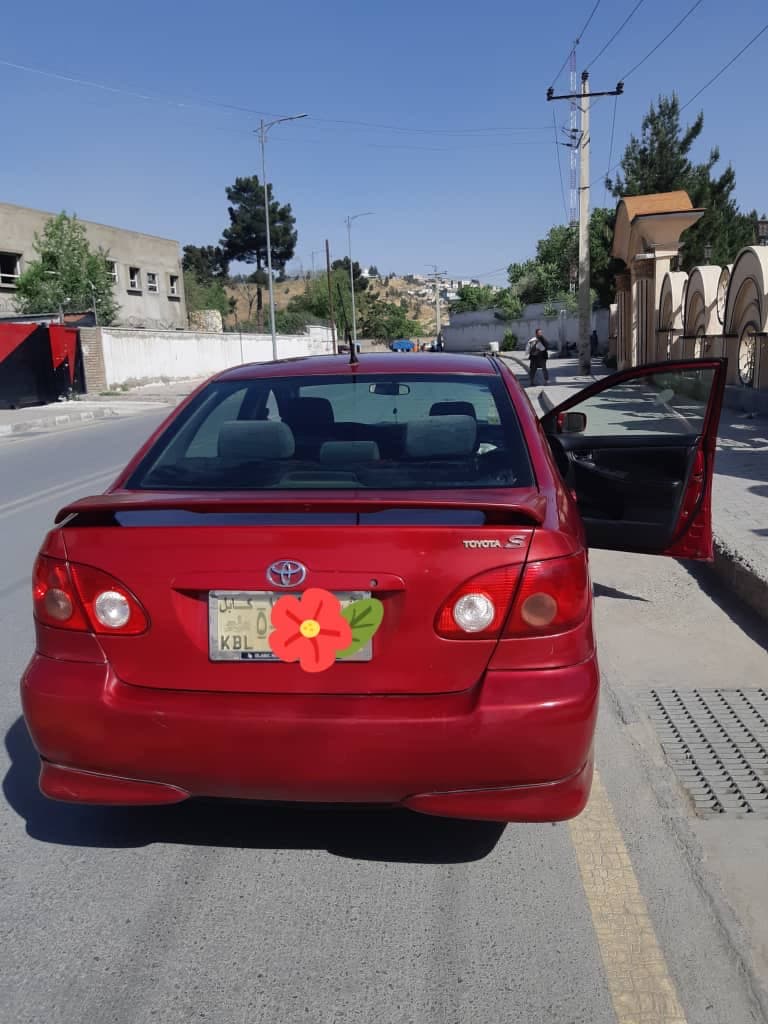 Toyota  Corolla 2005