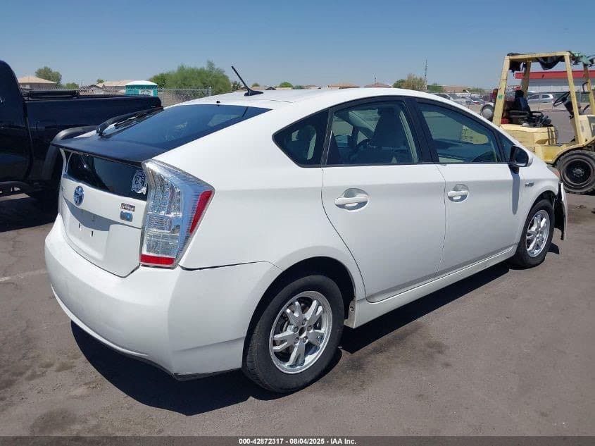 Toyota  Prius 2011